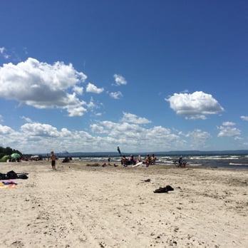 Wasaga Beach - Perfect day for the beach. - Beaches Near Me