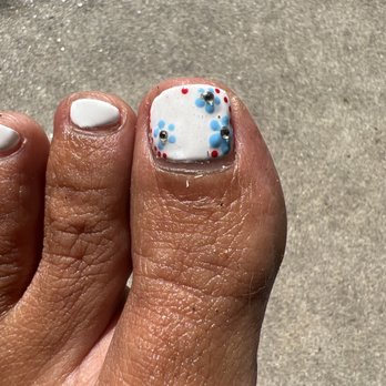 Creative Nails - Loved this 4th of July artwork that's pretty cool beyond the 4th - Nail Salons Near Me - Fresno, California Creative Nails - Loved this 4th of July artwork that's pretty cool beyond the 4th - Nail Salons Near Me - Fresno, California