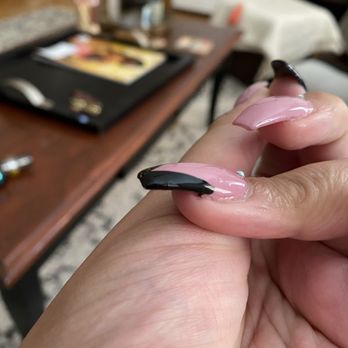 Daisy Nail - paint to make design, uneven - Nail Salons Near Me - Minneapolis, Minnesota