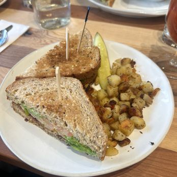 HomeGrown Kitchen - Liberty  - Breakfast & Brunch Near Me - Liberty, Missouri
