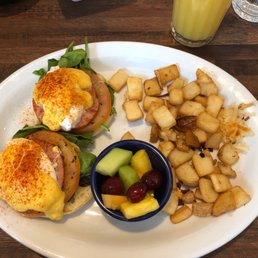 Eggs Benedict