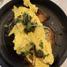 Pesto Scramble: Three cute little turds of pesto on top of some scrambled eggs.