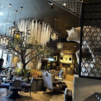 Wolf by Vanderpump at Caesars Republic Lake Tahoe - American Near Me - Stateline, Nevada Wolf by Vanderpump at Caesars Republic Lake Tahoe - American Near Me - Stateline, Nevada