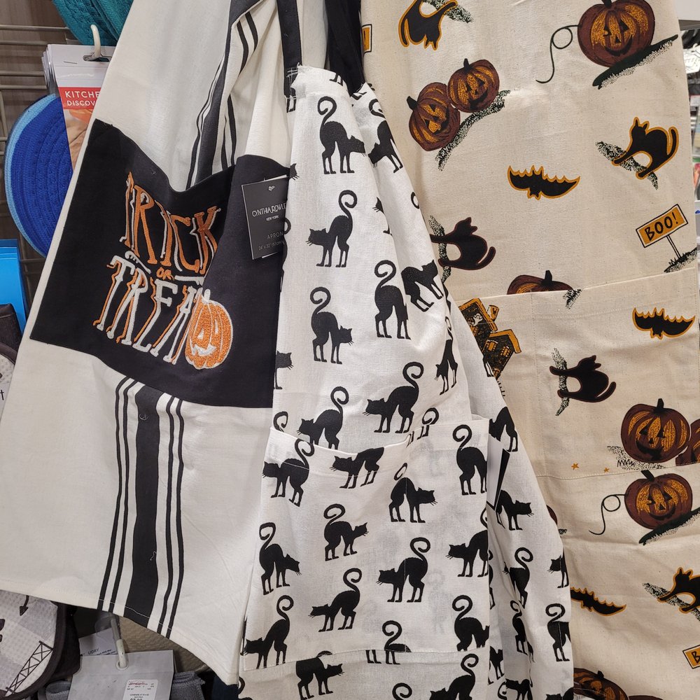 HomeGoods - 7/30/2021 - Glorious Halloween stuff at Homegoods! - Kitchen & Bath Near Me - Tualatin, Oregon HomeGoods - 7/30/2021 - Glorious Halloween stuff at Homegoods! - Kitchen & Bath Near Me - Tualatin, Oregon