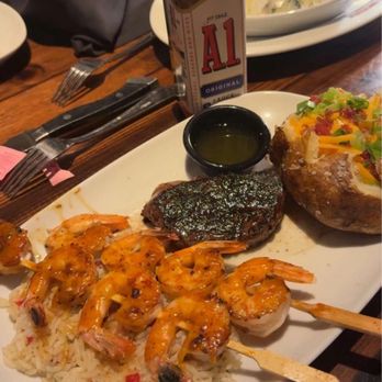 LongHorn Steakhouse - Renegade Sirloin and shrimp - Steakhouses Near Me - Albuquerque, New Mexico