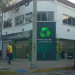 Piensa Verde - Centro de Reciclaje