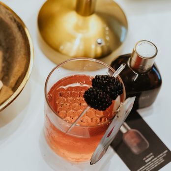 Booze & Bubbles - Bartenders Near Me