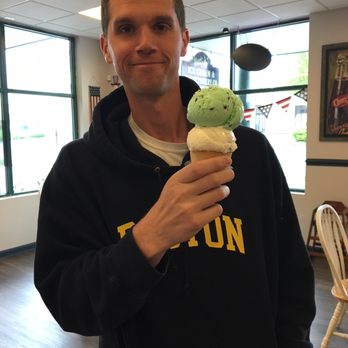 NIKO'S ICE CREAM - CLOSED - Updated July 2026 - 32 Photos & 23