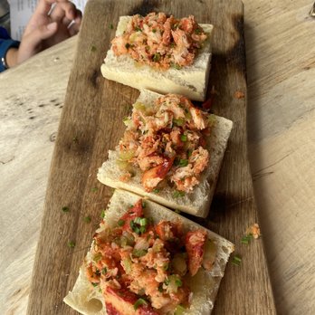 Sailor Oyster Bar - Sailor oyster bar: lobster toast - Seafood Near Me - Annapolis, Maryland