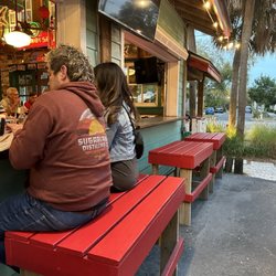 Outside bar