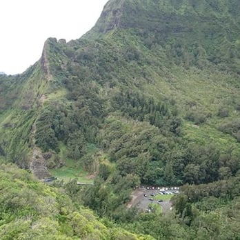 Pali Puka - looking back - Hiking Near Me - Nu'uanu Pali, Hawaii Pali Puka - looking back - Hiking Near Me - Nu'uanu Pali, Hawaii