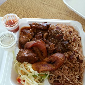 Donna's Caribbean Restaurant - Brown Stew Chicken - Caribbean Near Me - Margate, Florida Donna's Caribbean Restaurant - Brown Stew Chicken - Caribbean Near Me - Margate, Florida