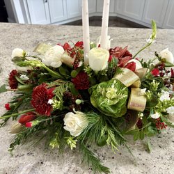 The Secret Garden - Christmas flower arrangement