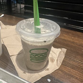 Shake Shack Uptown Plaza - Camelback & Central - Cookies and Cream Shake - Burgers Near Me - Phoenix, Arizona Shake Shack Uptown Plaza - Camelback & Central - Cookies and Cream Shake - Burgers Near Me - Phoenix, Arizona