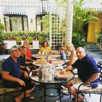 Patio del Nispero - Courtyard Dining - Puerto Rican Near Me - San Juan, Puerto Rico Patio del Nispero - Courtyard Dining - Puerto Rican Near Me - San Juan, Puerto Rico