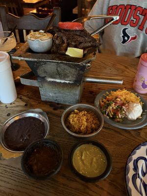 El Tiempo Cantina by null