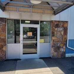 Sunset Bowl - Parking lot entrance