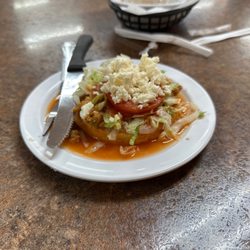 Tortas Ahogadas Chapala - Sope de pollo