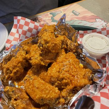 Moonlite Cafe - Hot Garlic Parm Wings - Italian Near Me - Pittsburgh, Pennsylvania