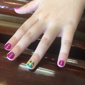 Vanessa's Nail Spa - Minion! - Nail Salons Near Me - Modesto, California
