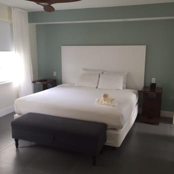 Royal Palms Resort - Comfortable King! - Resorts Near Me - Fort Lauderdale, Florida Royal Palms Resort - Comfortable King! - Resorts Near Me - Fort Lauderdale, Florida