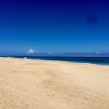 Polihale Beach State Park - Polihale beach. Part of its charm is how empty it is! You'll have large sections of it to yourself. - Parks Near Me - Waimea, Hawaii Polihale Beach State Park - Polihale beach. Part of its charm is how empty it is! You'll have large sections of it to yourself. - Parks Near Me - Waimea, Hawaii