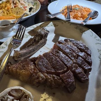 Fioretta - Italian Near Me - Chicago, Illinois