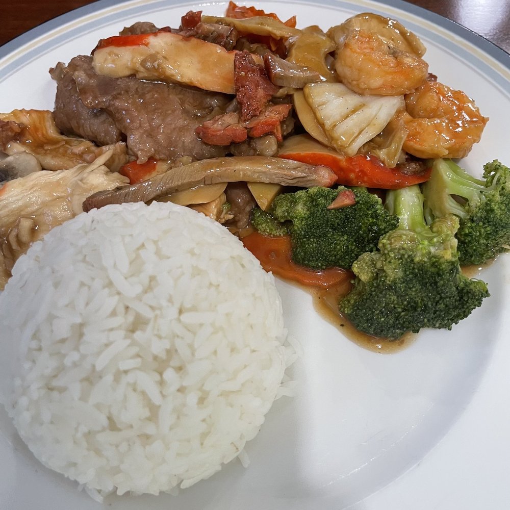 Little Dragons Chinese Restaurant - Happy Family and white rice - Chinese Near Me - Columbus, Ohio Little Dragons Chinese Restaurant - Happy Family and white rice - Chinese Near Me - Columbus, Ohio