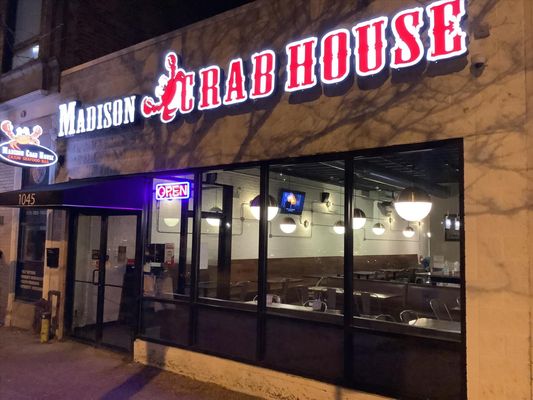 Madison Crab House by null