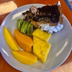 EL Mana Farmers Market - Dessert. There was also flan available