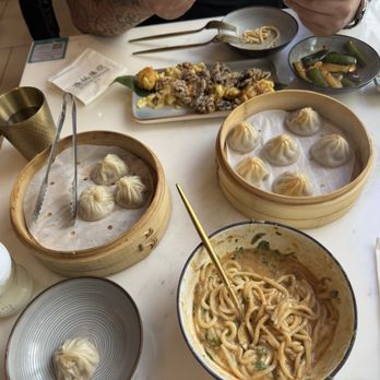 Supreme Dumplings - Shanghainese Near Me - Honolulu, Hawaii Supreme Dumplings - Shanghainese Near Me - Honolulu, Hawaii