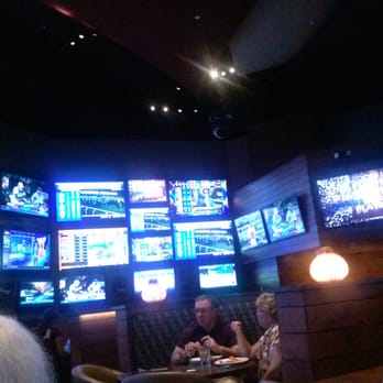 Bobby V's Restaurant & Sports Bar - Burgers Near Me - Windsor Locks, Connecticut