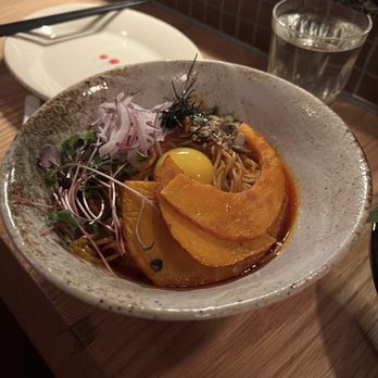 Restaurant Fleurs et Cadeaux - Japanese Near Me - Montreal, Quebec