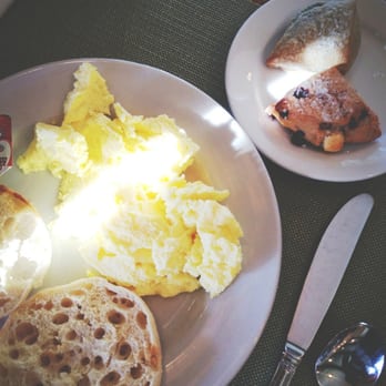 Red Maple Inn - Breakfast. Mmmm - Bed & Breakfast Near Me - Burton, Ohio Red Maple Inn - Breakfast. Mmmm - Bed & Breakfast Near Me - Burton, Ohio