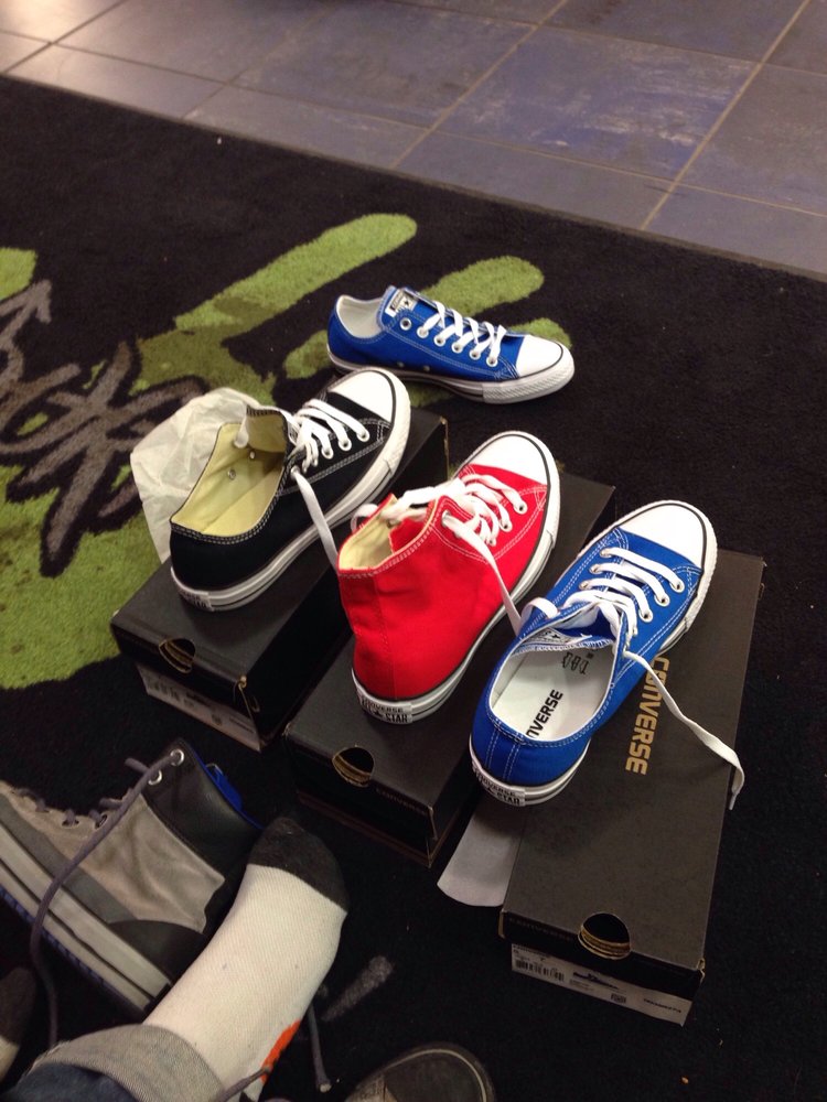 JOURNEYS SHOES Updated May 2024 2200 S 10th St, McAllen, Texas