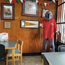 Elwood’s Pizzeria - Memorabilia's