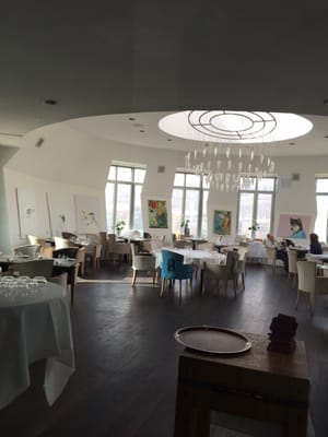 Tančící dům - Ginger & Fred Restaurant by null