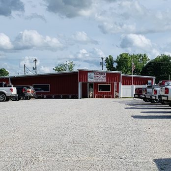 Seafood Junction - Building & parking lot - Seafood Near Me - Algoma, Mississippi