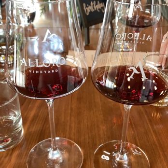 Alloro Vineyard - Wineries Near Me - Sherwood, Oregon Alloro Vineyard - Wineries Near Me - Sherwood, Oregon
