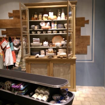 Anthropologie - Kitchen room! - Women's Clothing Near Me - Honolulu, Hawaii Anthropologie - Kitchen room! - Women's Clothing Near Me - Honolulu, Hawaii