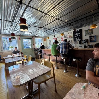 The Cormorant - Atmosphere - Burgers Near Me - Newburyport, Massachusetts The Cormorant - Atmosphere - Burgers Near Me - Newburyport, Massachusetts