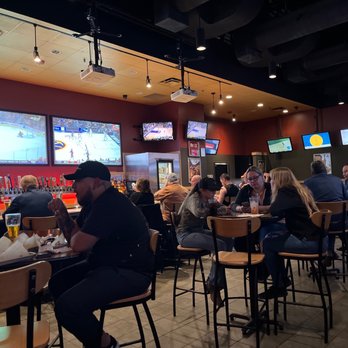 Buffalo Wild Wings - Bar - American Near Me - Goodyear, Arizona