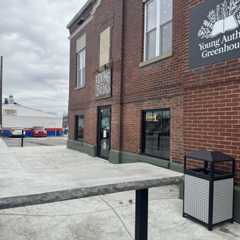 Foxing Books - Bookstores Near Me - Louisville, Kentucky