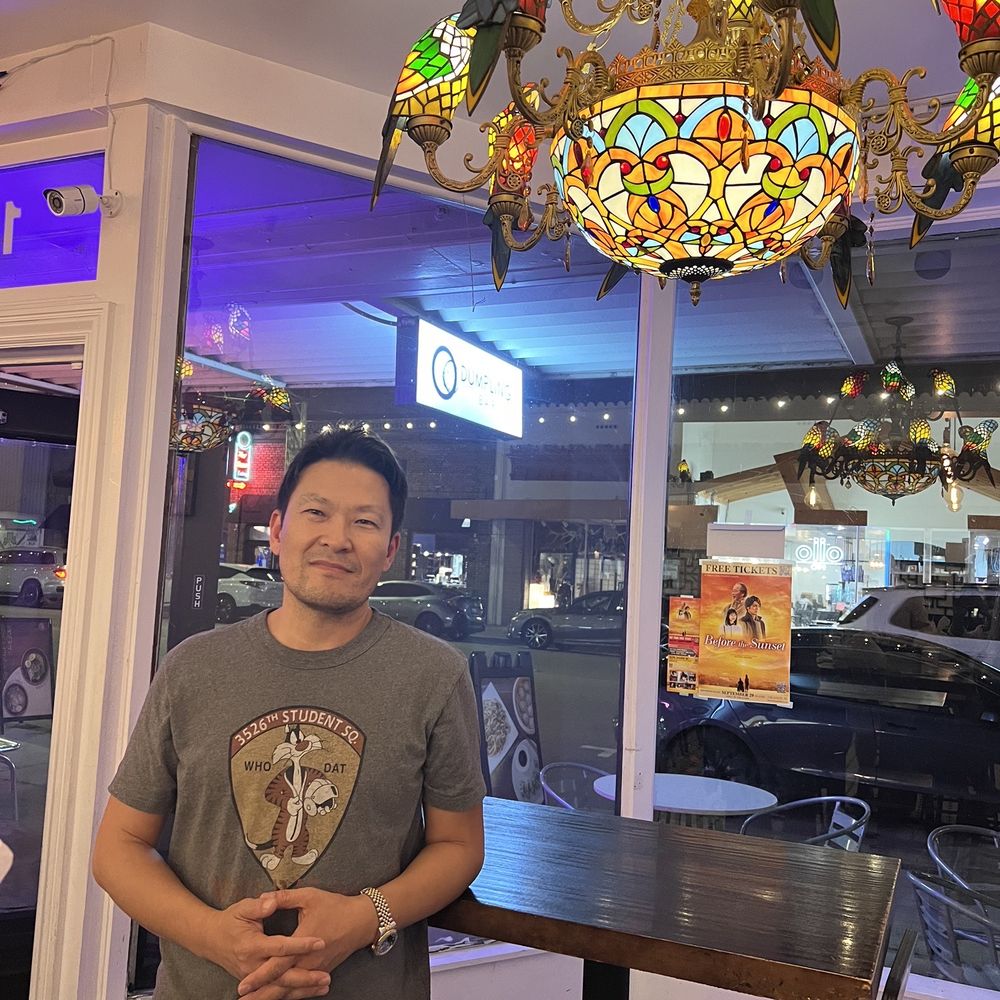 Teyung, the owner's husband, was the sweetest host and treated us to the delectable  Brown Sugar Pancakes!