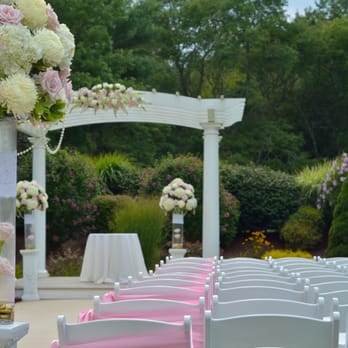 Studio One Twenty Three West - Ceremony decorations by Janet - Florists Near Me - Braintree, Massachusetts