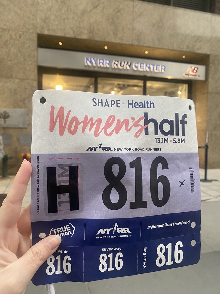 NYRR RUNCENTER FEATURING THE NEW BALANCE RUN HUB 85 Photos & 38