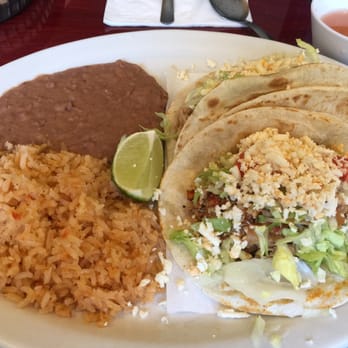 El Ranchero - Chicken taco lunch. Very delicious - fast service - very clean - steak tacos are killer - pork tacos are very tasty - - Mexican Near Me - New Chicago, Indiana