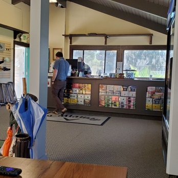 Crack - They have a golf shop inside to buy items. - Burgers Near Me - Long Beach, California Crack - They have a golf shop inside to buy items. - Burgers Near Me - Long Beach, California