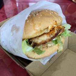 Charcoal Boy - Chicken burger with chili