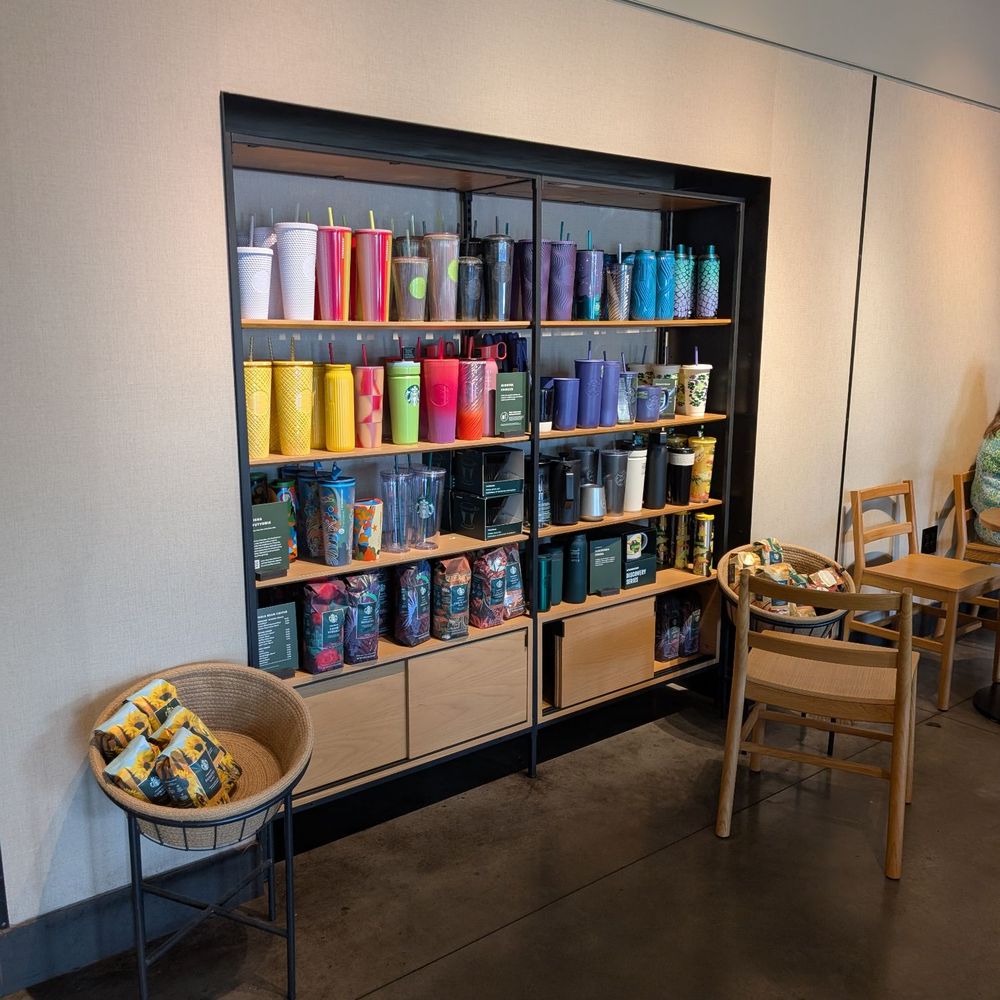 Starbucks - Coffee & Tea Near Me - Tampa, Florida Starbucks - Coffee & Tea Near Me - Tampa, Florida